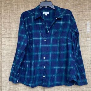 Croft and Barrow cotton button down shirt